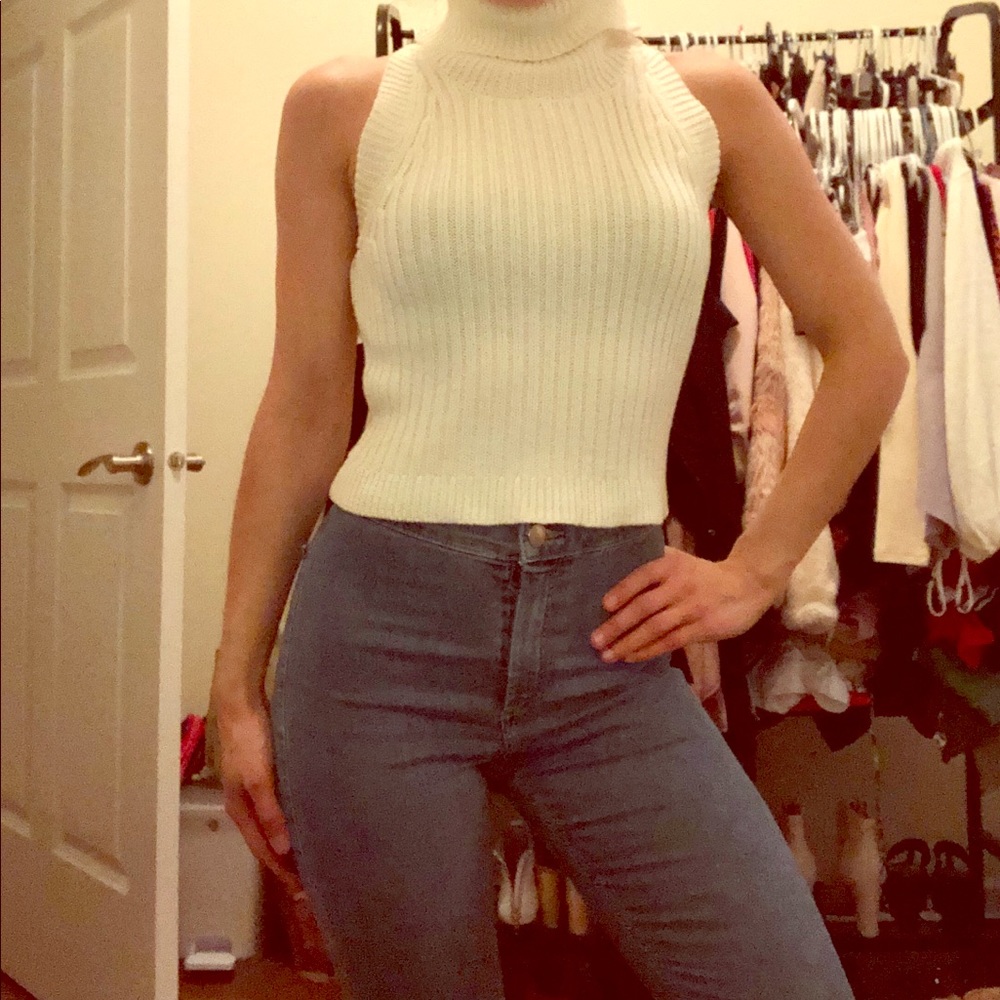 Lovers and Friends Cropped knit turtleneck